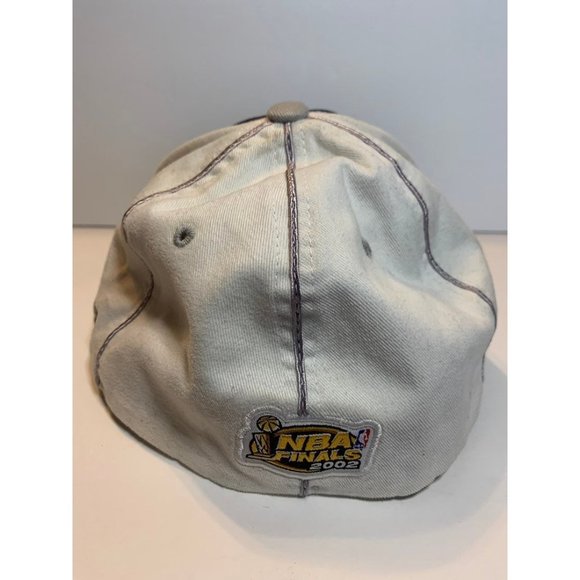 Los Angeles Lakers NBA 2002 Champions Official Reebok Fitted Cap Hat - Size 9 - Picture 3 of 12